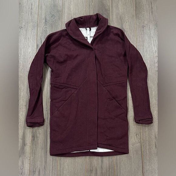 Lululemon Coat sz 4